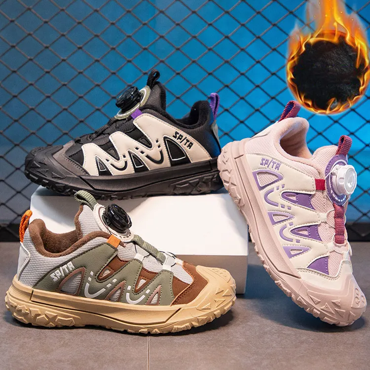 时尚百搭冬季加绒保暖运动鞋旋转纽扣休闲高颜值鞋设计感