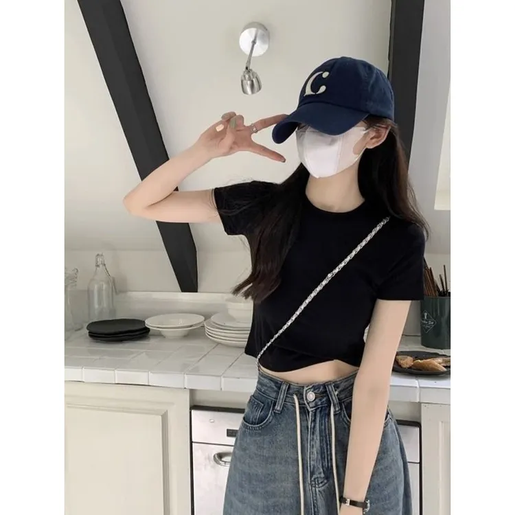 白色正肩圆领T恤女简约基础款上衣夏季修身美式辣妹短款短袖紧身
