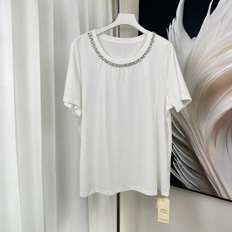 【芮娜依莲】领口重工镶钻净版短袖-5939