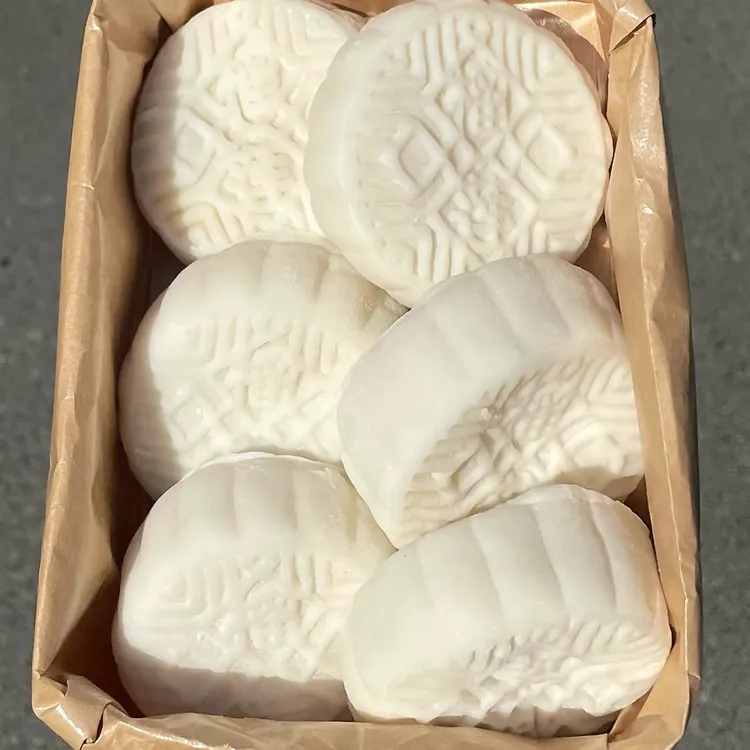 【抢10枚】冰爽爆浆榴莲冰皮月饼解馋零食糕点甜品休闲中秋团圆 2枚