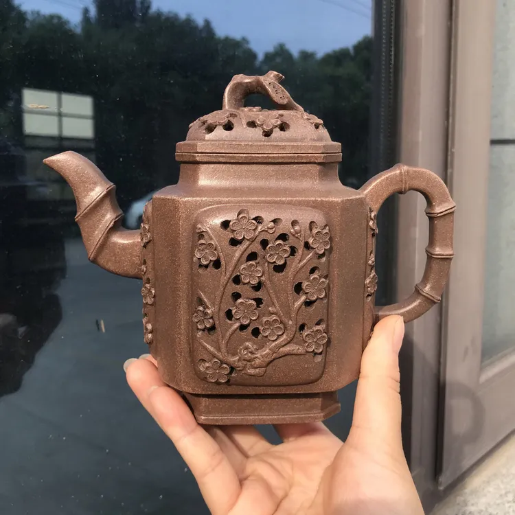 重器推荐 【梅桩宫灯】 百年锡山老段泥 480cc 作者：邵六大
