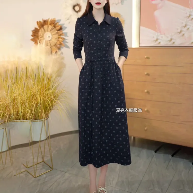 高档博莱精纺连衣裙2025新款女装秋季显瘦大码遮肚子妈妈波点裙子