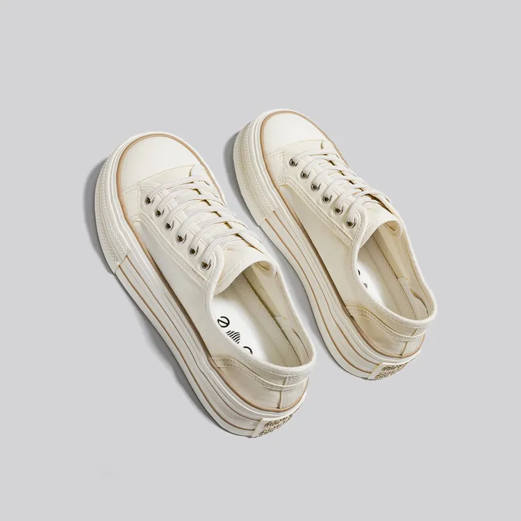 2025夏季新款厚底百搭免系带小白鞋女透气一脚蹬帆布鞋女休闲板鞋