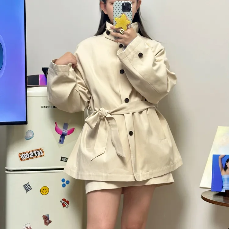 秋季新款米白色立领宽松 短款女士风衣外套