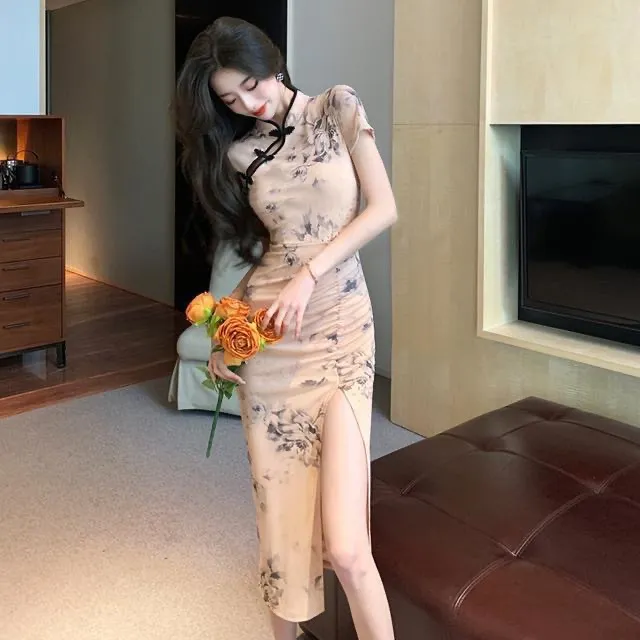 女神床色战袍包臀开叉性感开叉修身连衣裙春夏新款情绪价值拉满