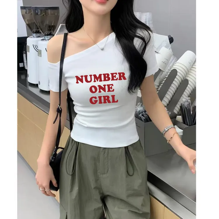 白色字母印花斜领短袖t恤女夏季新款修身显瘦百搭设计感小众上衣