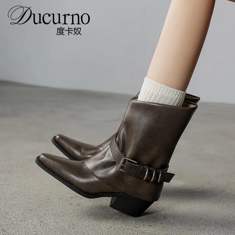 DUCURNO时尚设计皮带扣裤管靴女2025新款斜口小方头马丁靴小短靴