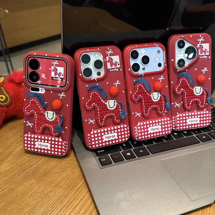 雅天立新年红刺绣小马标签适用iPhone17手机壳华为oppo小米vivo