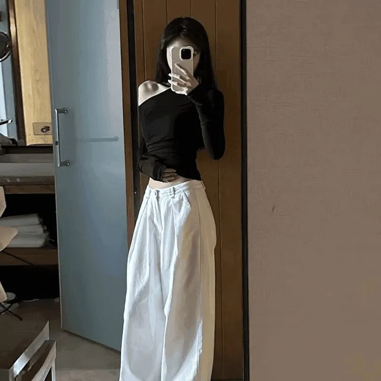 网红百搭显白斜肩性感纯欲露肩长袖T恤女春秋辣妹褶皱防晒打底衫