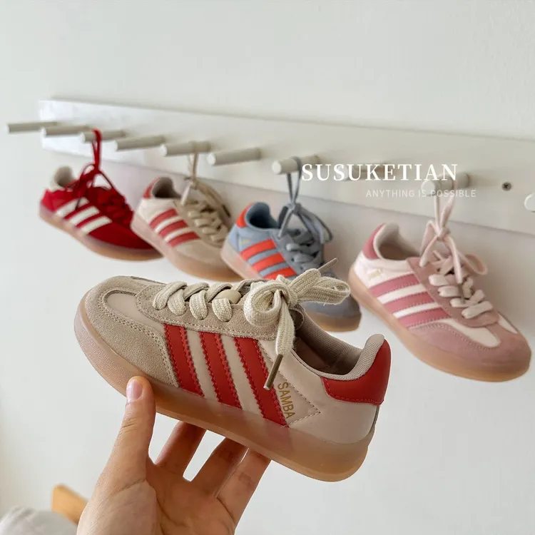 2025女童低帮秋季新款透气运动男童潮流耐磨板鞋百搭复古休闲风