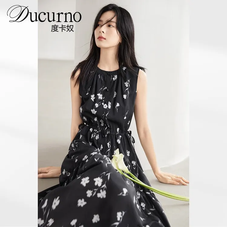 艺术画作显瘦气质黑色印花度假背心连衣裙2025夏季新款无袖碎花裙