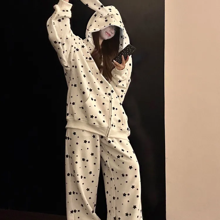 加厚连帽卫衣睡衣女款秋冬季少女星星印花宽松慵懒家居服套装秋天