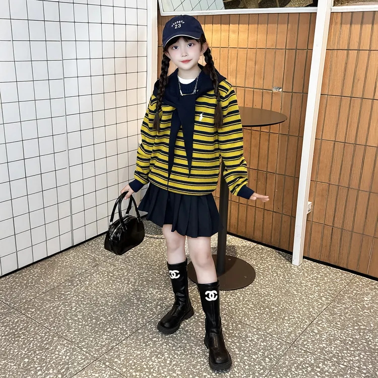 女童套装春秋新款儿童洋气韩版披肩条纹毛衣秋装中大童时髦两件套