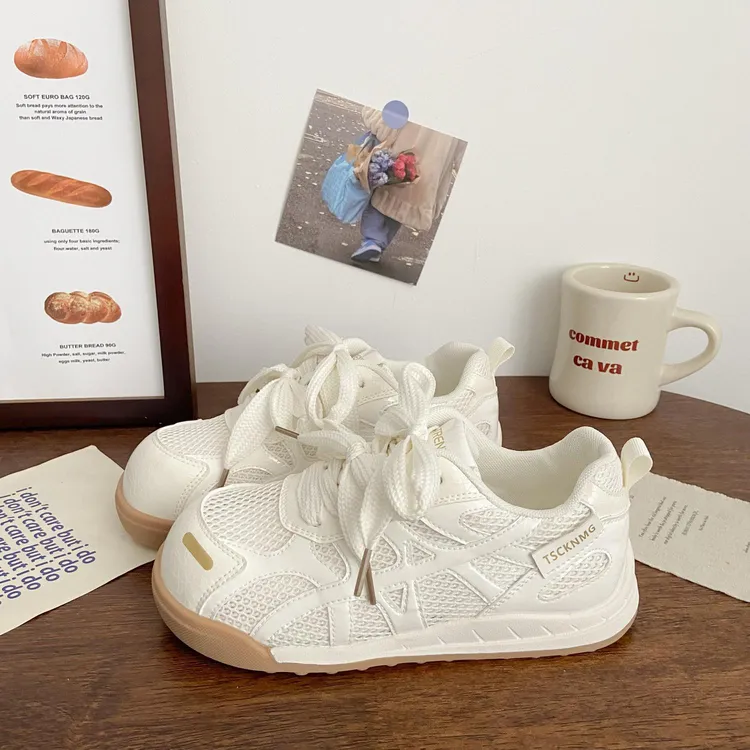 丑萌透网小白鞋女德训2025夏季新款chic小众设计薄款阿甘运动板鞋