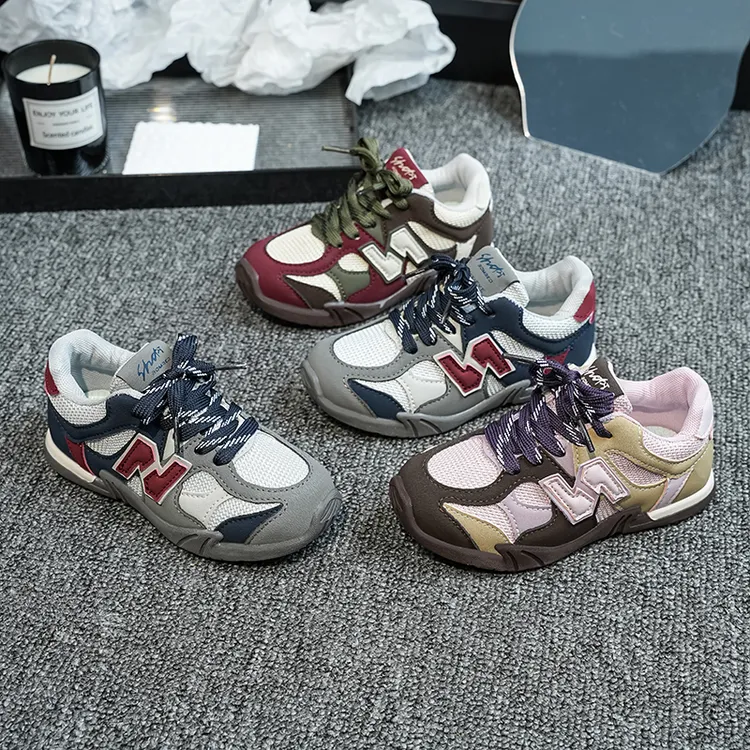 儿童秋季百搭运动鞋2025韩版新款男童鞋子老爹鞋女童时尚字母网鞋