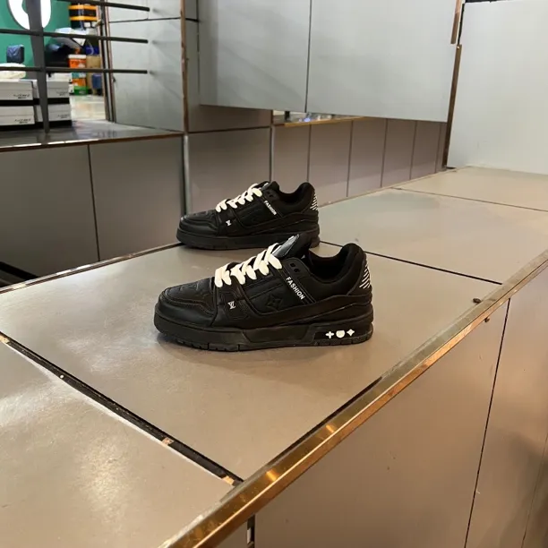 秋冬季韩版复古情侣经典男鞋女鞋全皮时尚舒适潮流增高休闲鞋板鞋