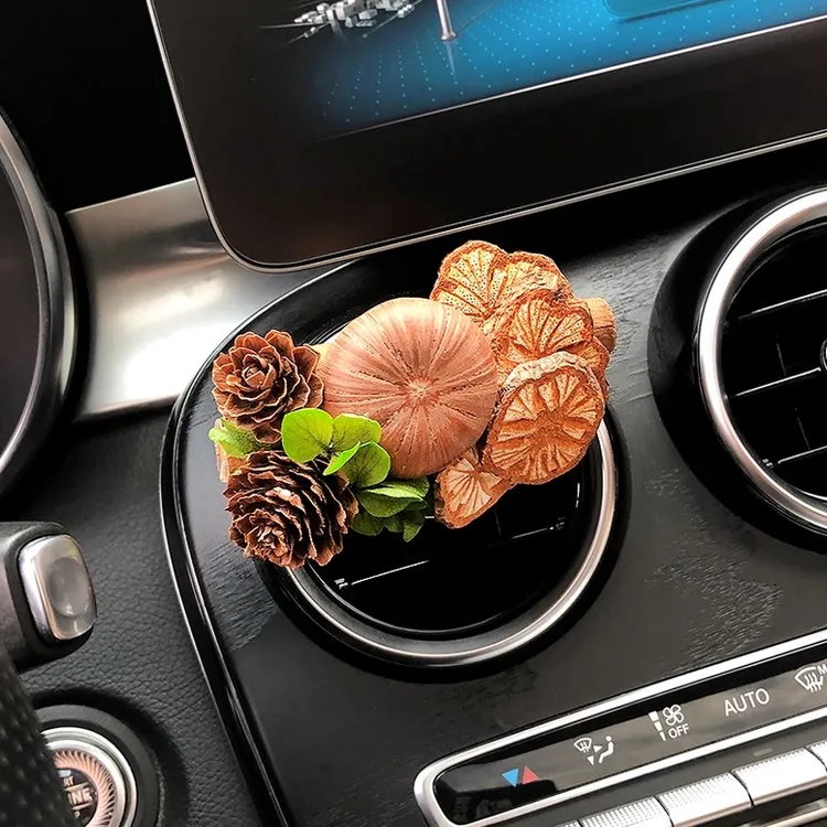 车载香薰创意手工植物干花车内饰品摆件出风口装饰高级感女生礼物