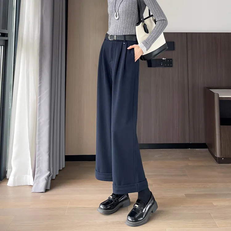  毛呢马丁靴裤子搭配女秋冬2025年小个子阔腿裤九分卷边休闲直筒