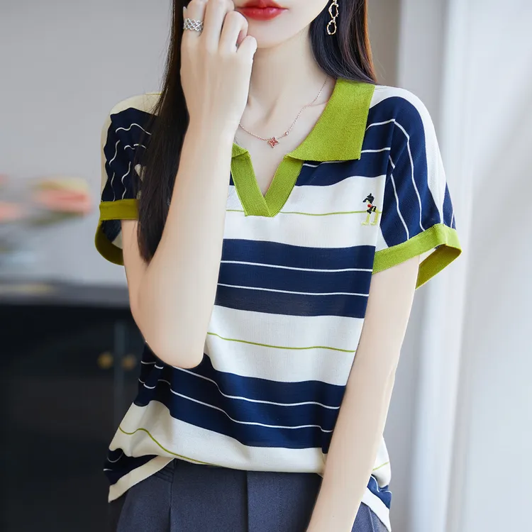 胖mm夏装特大码冰丝针织衫女士短袖t恤遮肚子显瘦polo领条纹上衣