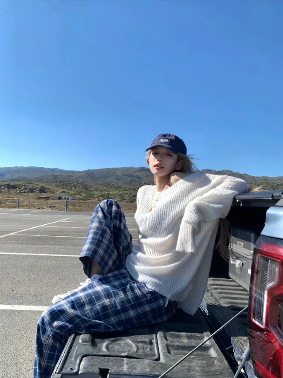 无品牌休闲风通勤慵懒风毛针织衫上衣时尚套装阔腿裤外穿百搭格子