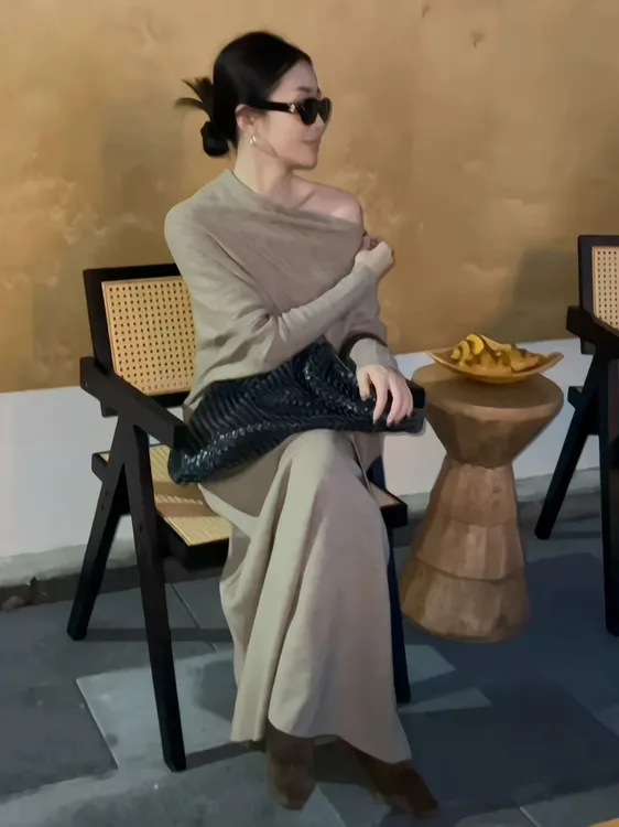 法式一字肩针织套装连衣裙子女2025新款早秋季氛围感流行穿搭长裙