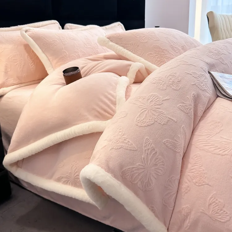 高档雅鹿家纺仿兔毛雕花牛奶绒四件套冬季双面绒加厚A类母婴级