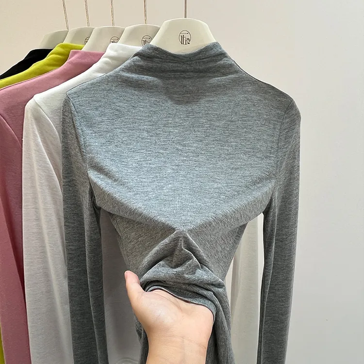 灰色半高领软糯面膜中领薄款打底衫女秋冬季洋气女生秋冬衣服内搭