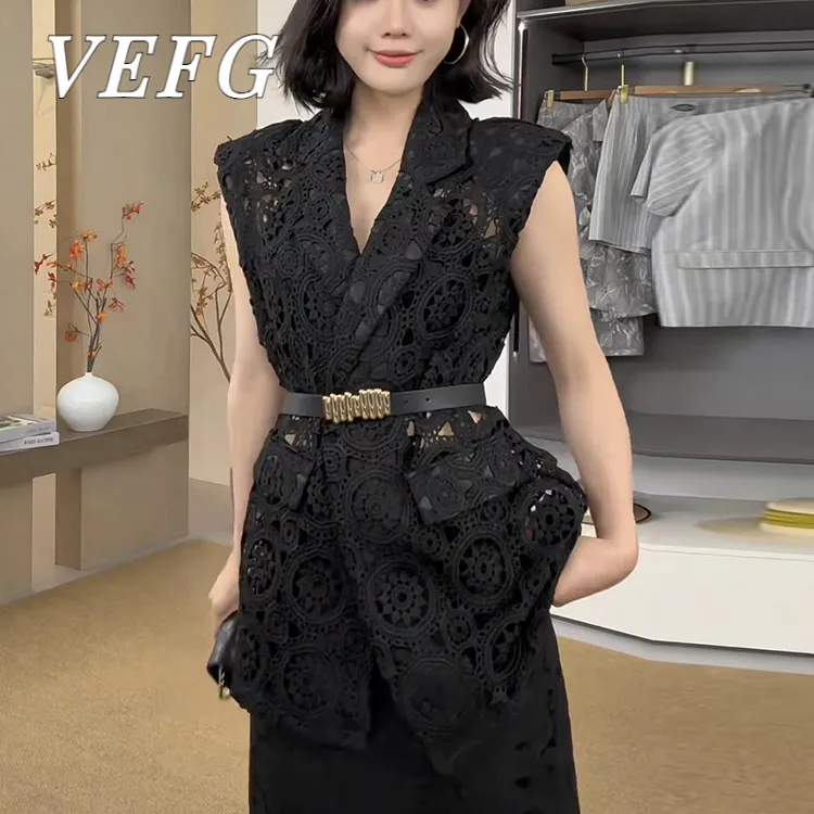 VEFG复古设计感钩花镂空小飞袖西装外套夏季新款宽松显瘦休闲马甲