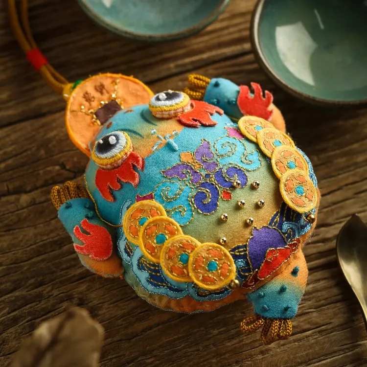 金蟾平安符手工刺绣香囊材料包锦鲤荷包车挂件古风饰品随身车载