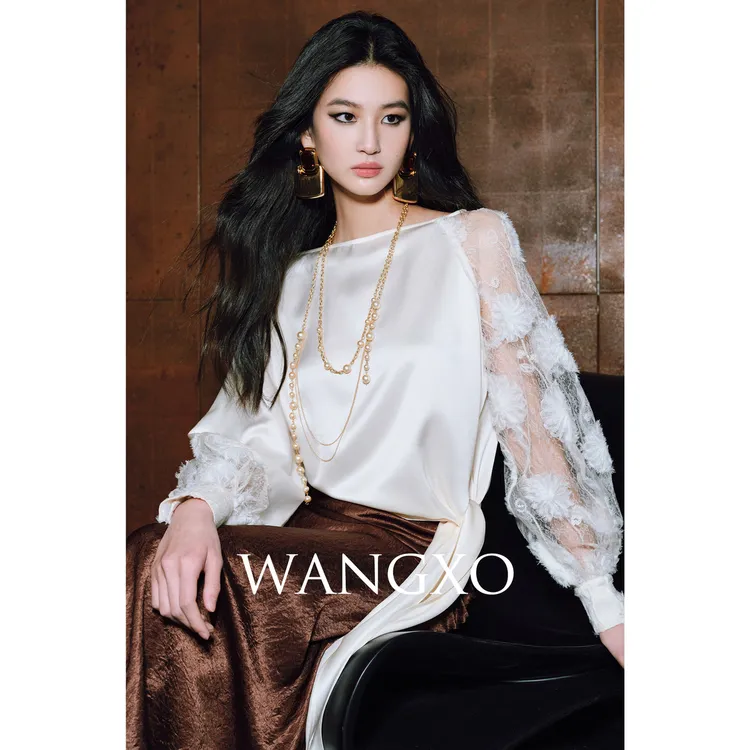 WANGXO｜丝般柔滑醋酸料｜精致蕾丝刺绣｜斜向绑带设计感奢美衬衫