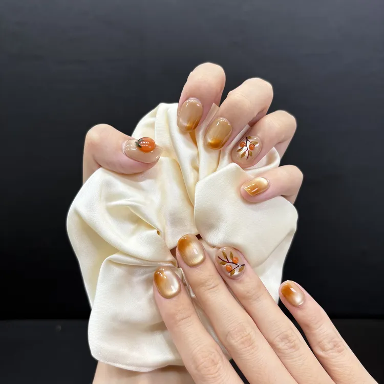 【好柿发生】纯手工定制穿戴甲法式猫眼西红柿显白豆豆美甲贴片片