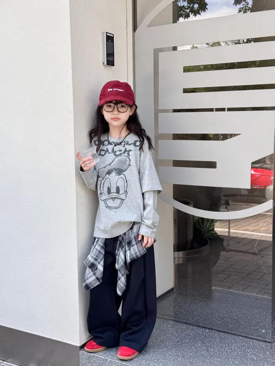 2025秋季新款韩国童装百搭唐老鸭印花长袖T恤打底衫女童上衣25549