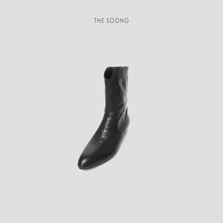 THESOONG|"翘嘴靴"进口手抓小牛皮自然皮革纹理尖头皮靴HWXZ7790
