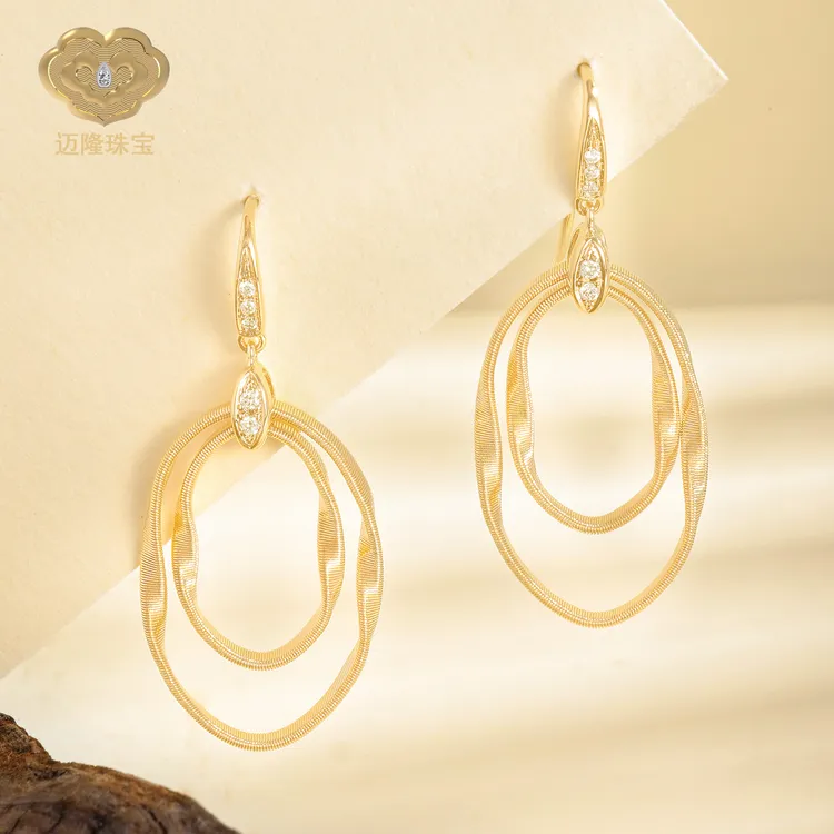 迈隆珠宝⽿饰气质网红意大利设计款纯手工绕丝扭扭双马眼钻石耳环