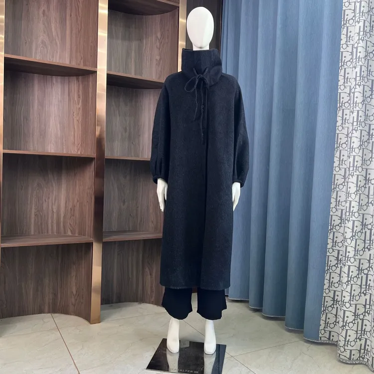 KN2560大爱美依缘2025秋冬新款高级感长袖宽松纯色长款毛呢外套女
