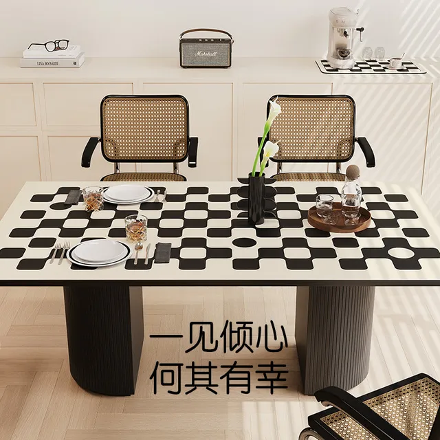 艺喜缘餐桌垫防油防水免洗桌布床头柜盖布茶几垫写字台桌面保护垫