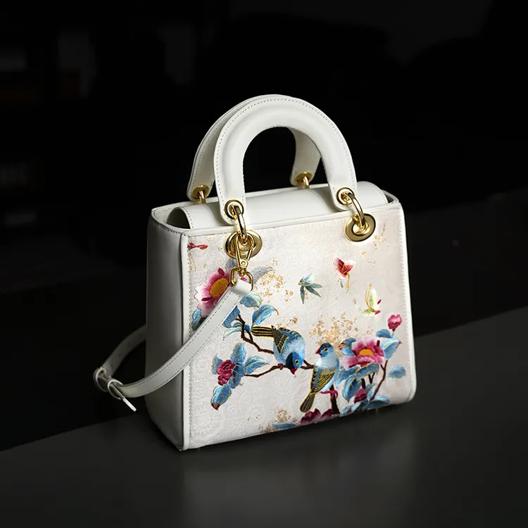 非遗苏绣手工定制女包刺绣国风包包真皮斜挎新中式手提戴妃包送礼