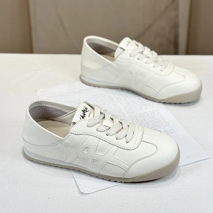 韩版舒适两穿内增高小白鞋2025新款秋季厚底时髦显瘦休闲百搭板鞋