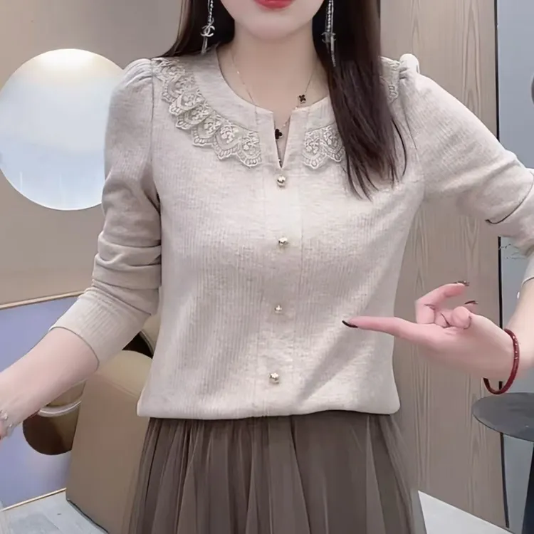 2025秋季新款圆领长袖T恤女花边显瘦减龄百搭洋气小衫时尚上衣潮