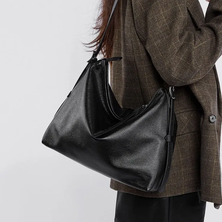 新款女士真皮包包高级感小众单肩包腋下包复古时尚百搭斜挎包流行