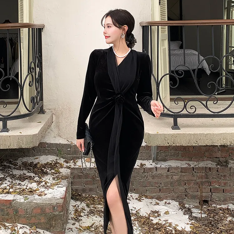 大码胖MM御姐范名媛设计感连衣裙高贵优雅V领遮肚开叉修身中长裙