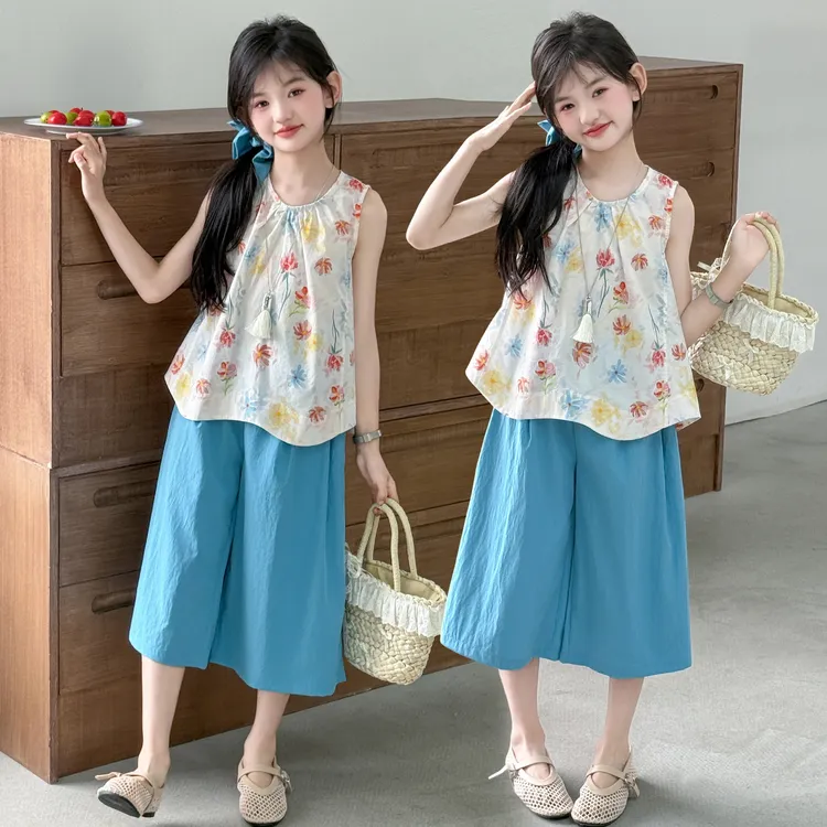 儿童女夏装套装2025年款衣服女孩夏季棉布碎花无袖背心洋气七分裤