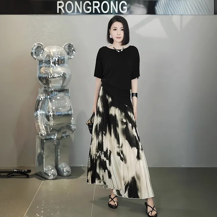 大码时尚套装裙女2025胖mm流行欧货气质漂亮女神范夏装搭配一整套