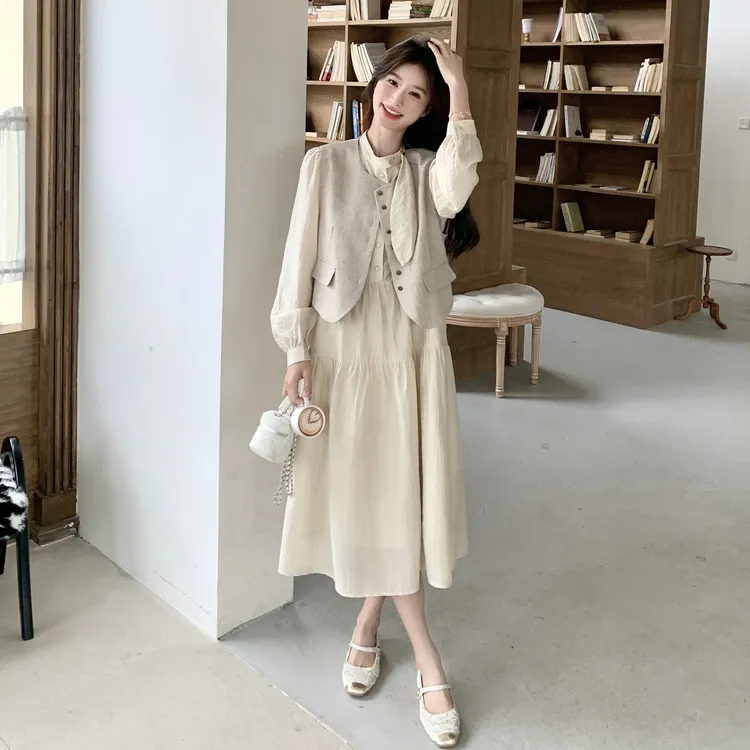 法式复古温柔风连衣裙套装女温婉大气2025秋季新款气质马甲两件套