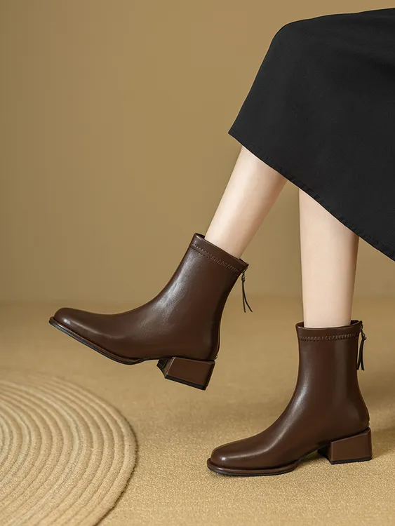 真皮短靴女2025年秋冬新款粗跟时装靴时尚百搭马丁靴方头软低