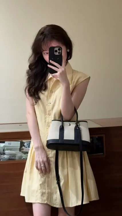 初恋感黄色显白无袖连衣裙女2025夏季新品polo领衬衫裙显瘦A字裙