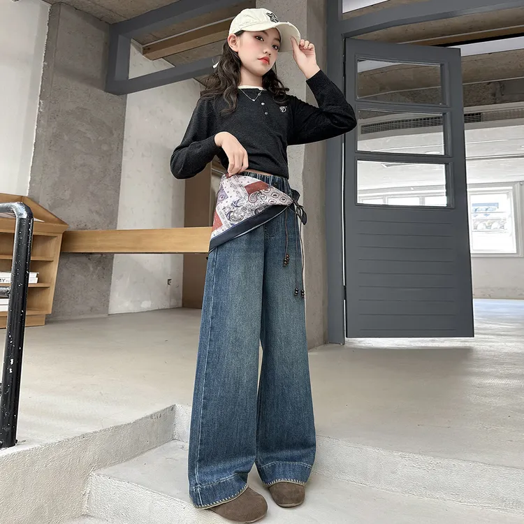 女童牛仔裤2025春秋款爆款6-15岁中大童绣蘑菇弯刀裤阔腿裤2586