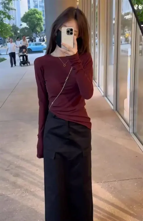 2025早秋安可拉红修身内搭打底衫上衣女春秋款超好看罩衫长袖t恤