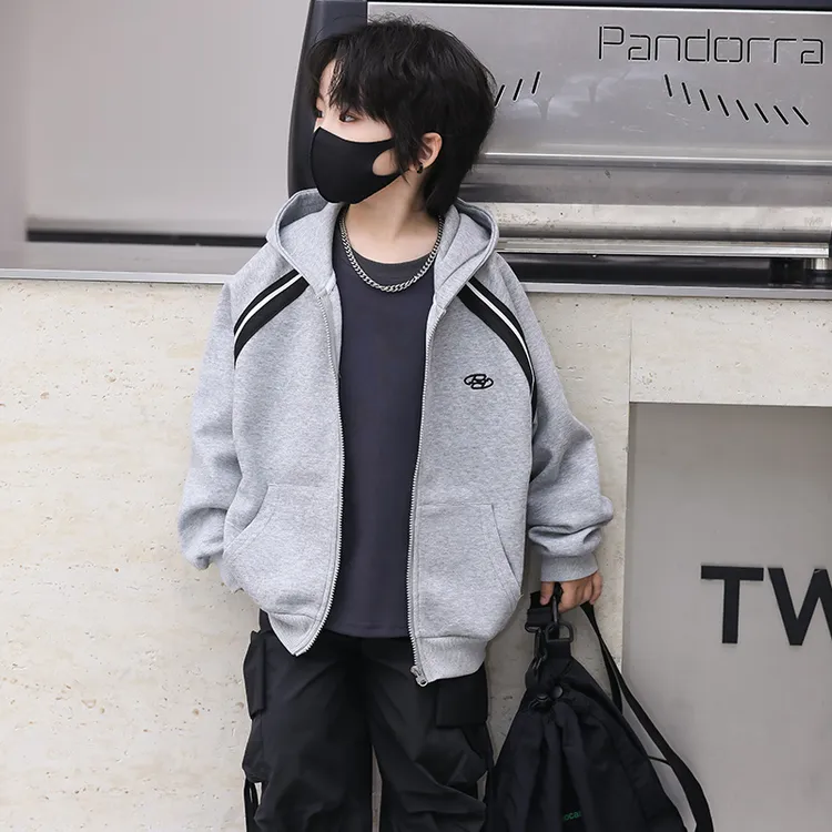 男童外套春秋款2025新款中大童连帽针织上衣儿童秋季痞帅炸街潮衣