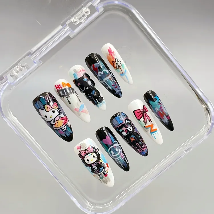 【喵小柒】暴力熊KITTY联名款彩绘卡通可爱风纯手工中长款穿戴甲